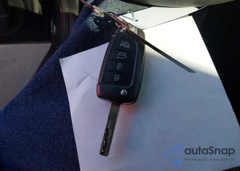 2019 Hyundai Santa Fe Se z USA, uszkodzony, nr VIN 5NMS23AD6KH095818